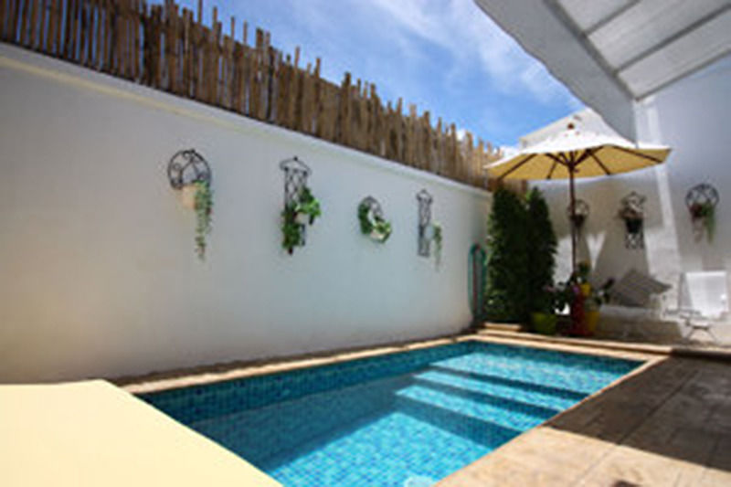 Costa Village Pool Villa Jomtien Beach Exterior photo